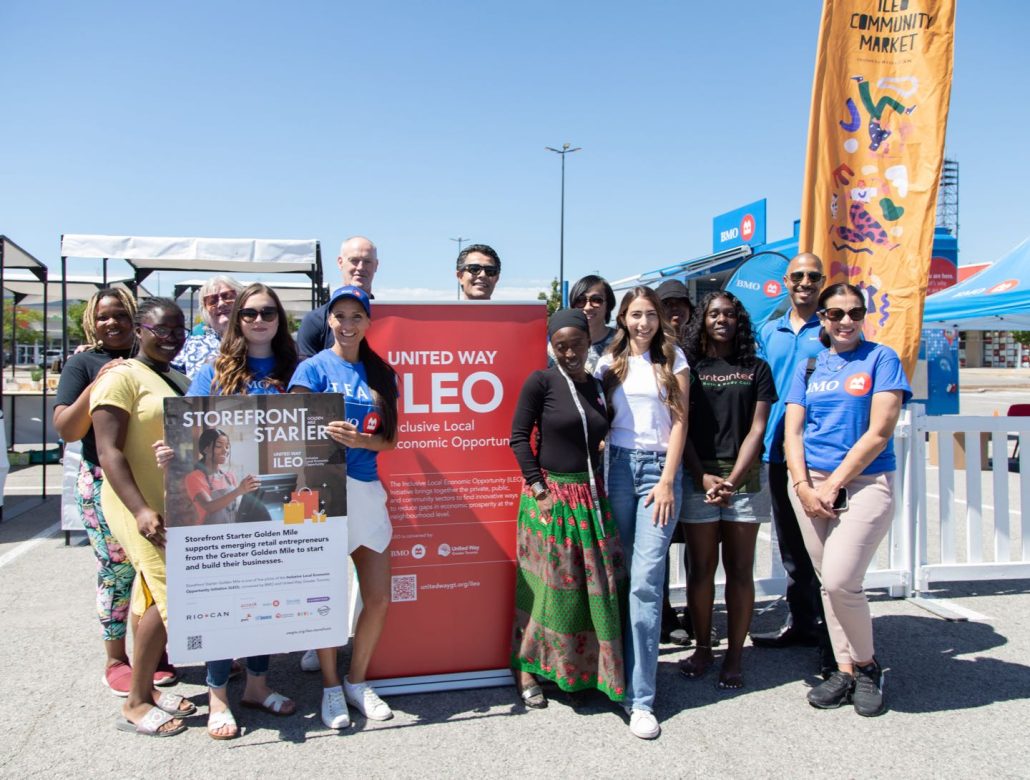 Various ILEO Storefront Starter participants take a group photo.